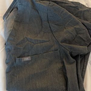 Figs XS graphite one pocket top